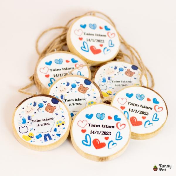 توزيعات خشب طبيعي