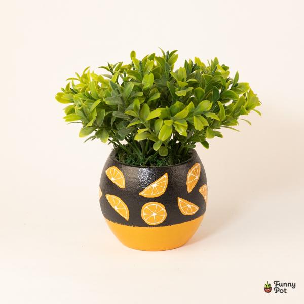 بوت برتقال نبات صناعي