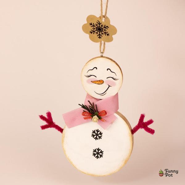 سنومان خشب طبيعي