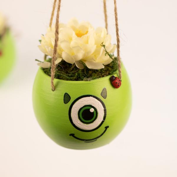 بوت كره البعبع نبات صناعي