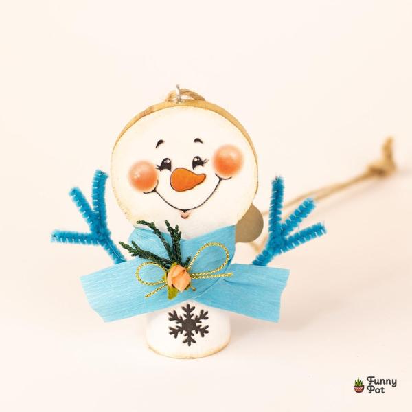 سنومان خشب طبيعي